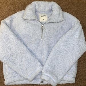 Hollister Cropped Sherpa!